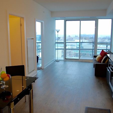 Shops At Don Mills Furnished Apartments Toronto Esterno foto