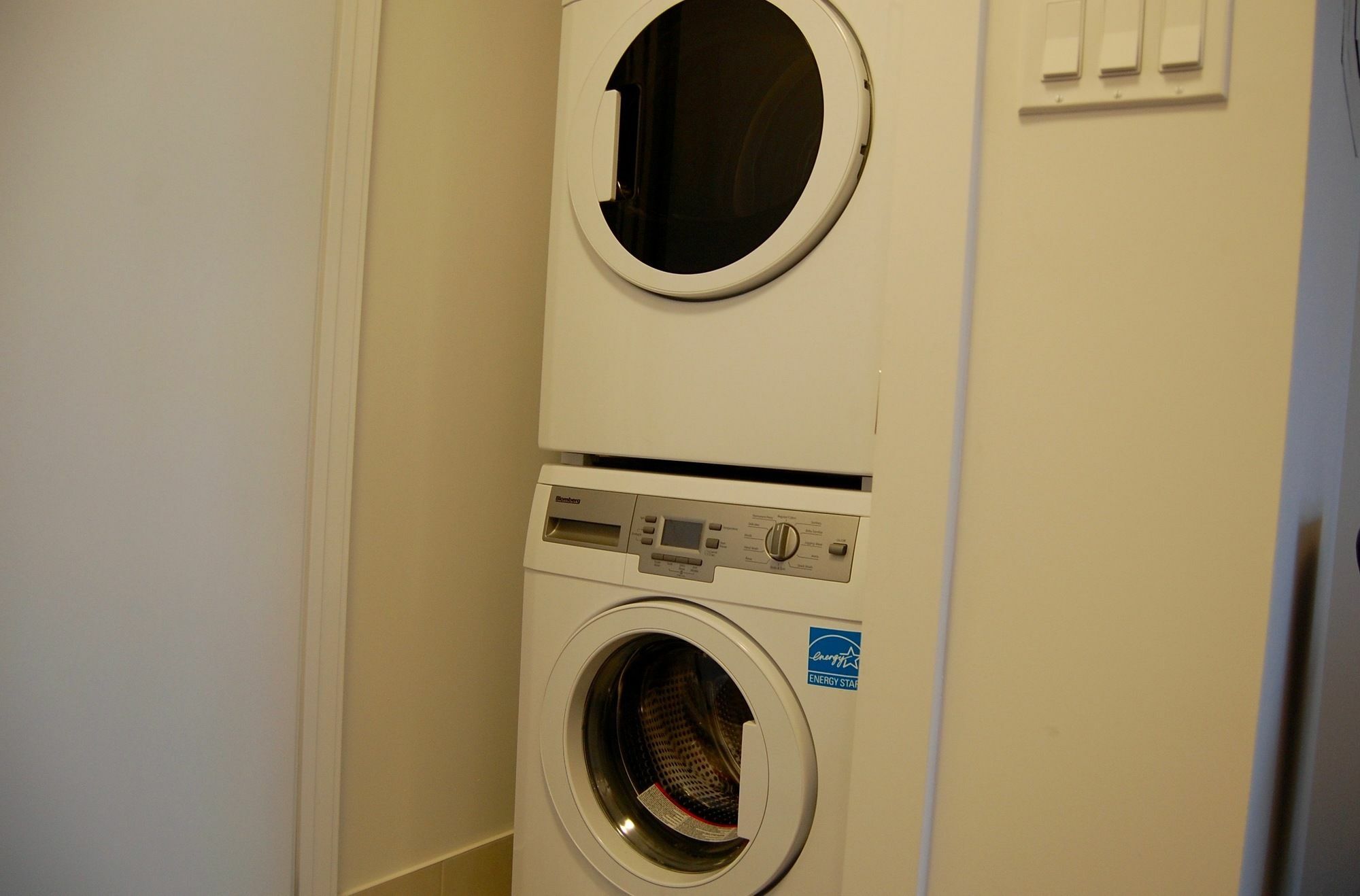 Shops At Don Mills Furnished Apartments Toronto Esterno foto